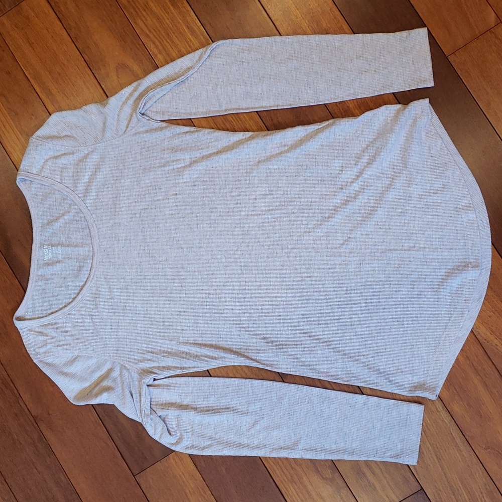 Women's Large Pink Heathered shirt. Light weight, silver threads.